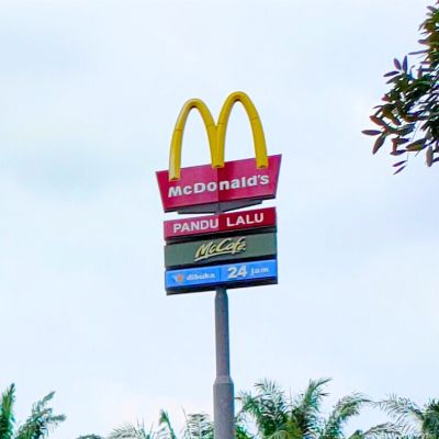 McDonald's Puncak Alam DT Sign